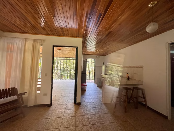 Venta de Casa Tabarcia / Mora / San Jose