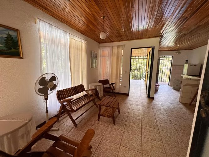 Venta de Casa Tabarcia / Mora / San Jose