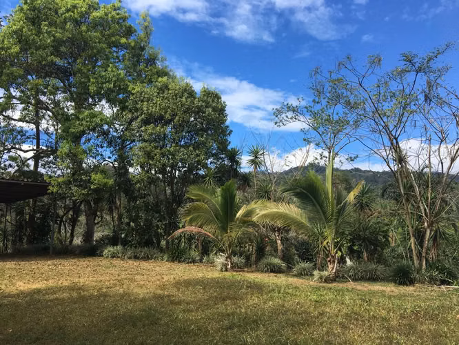 Venta de Casa Tabarcia / Mora / San Jose
