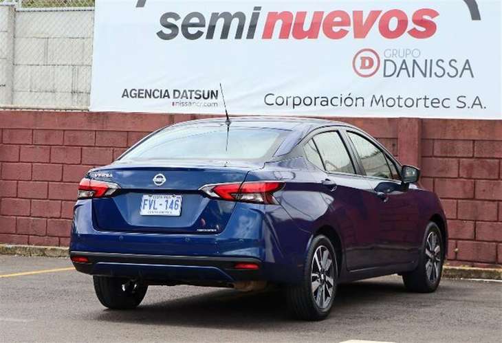 NISSAN VERSA 2022 MANUAL GASOLINA AZUL - Imagen 3