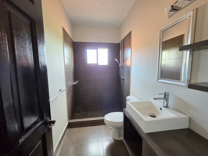 Piedades de Santa Ana - 460m2 de Terreno - Terraza