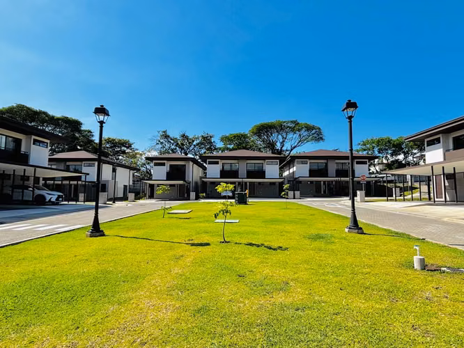 Heredia - Exclusividad - Moderna - Nueva - Jardín - Amenidades