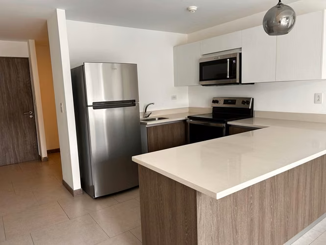 Moderno apartamento con todas amenidades, Caia Torre Jade, Bello Horizonte, Escazú ($1.250) - Imagen 5