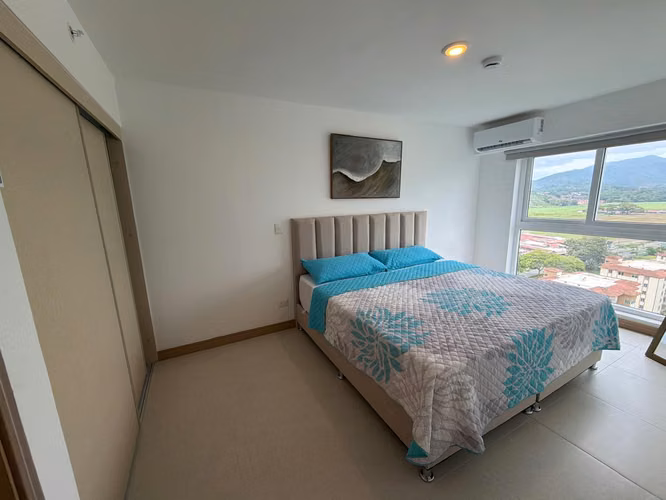 Renta de Condo Vista Montaña en Live Jacó en Playa Jacó
