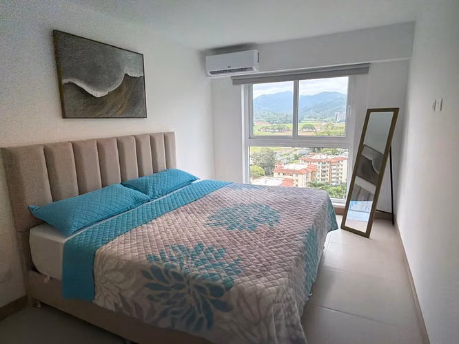 Renta de Condo Vista Montaña en Live Jacó en Playa Jacó