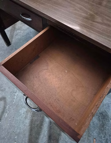 Escritorio en Cedro Antiguo