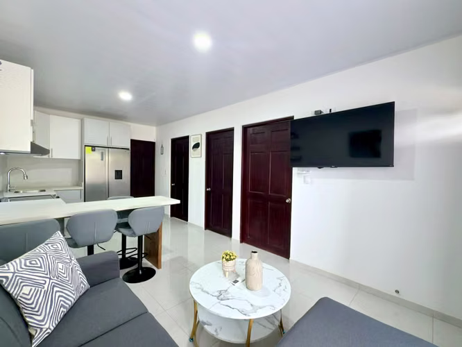 SE ALQUILA APARTAMENTO NUEVO. VILLAREAL, TAMARINDO, GUANACASTE