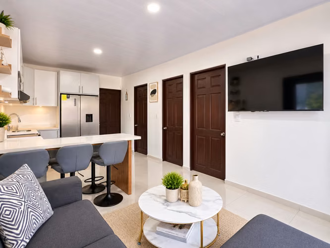 SE ALQUILA APARTAMENTO NUEVO. VILLAREAL, TAMARINDO, GUANACASTE - Imagen 1