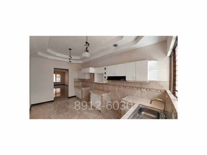 HERMOSA CASA EN 3 RIOS *NEGOCIABLE* - Imagen 4
