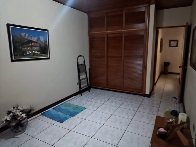 Casa para residencia u oficinas en Alajuela