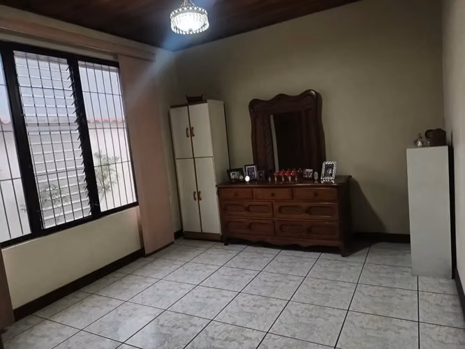 Casa para residencia u oficinas en Alajuela