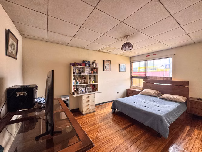 VENTA DE CASA EN ROHRMOSER CON USO MIXTO Y RESIDENCIAL