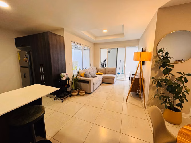 VENTA DE CASA EN CONDOMINIO MONTES DE OCA