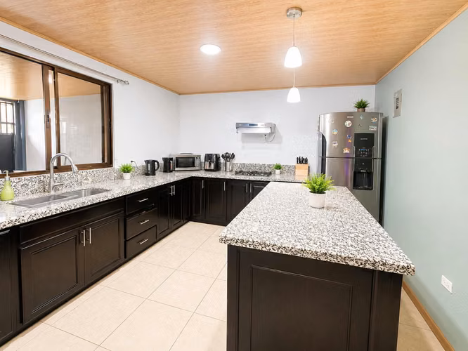 VENTA DE  CASA UNA PLANTA EN LOS OLIVOS, EL COYOL DE ALAJUELA - Imagen 3
