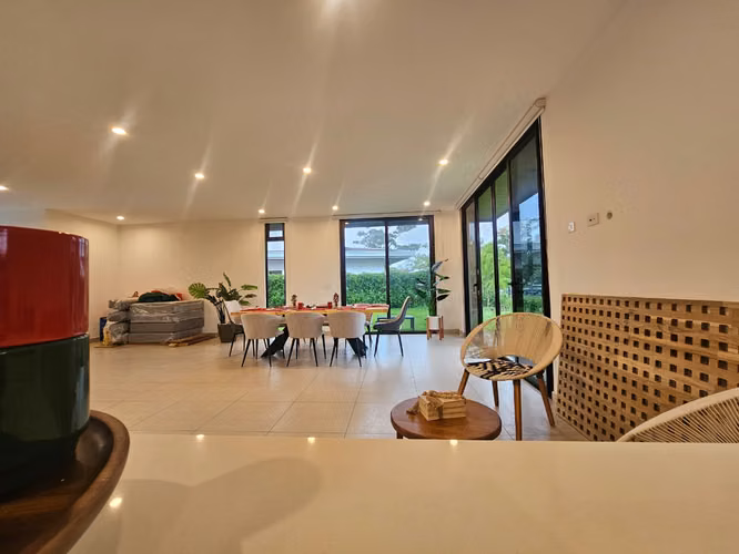 Casa Espinal – Vida Moderna de Lujo en Hacienda Espinal