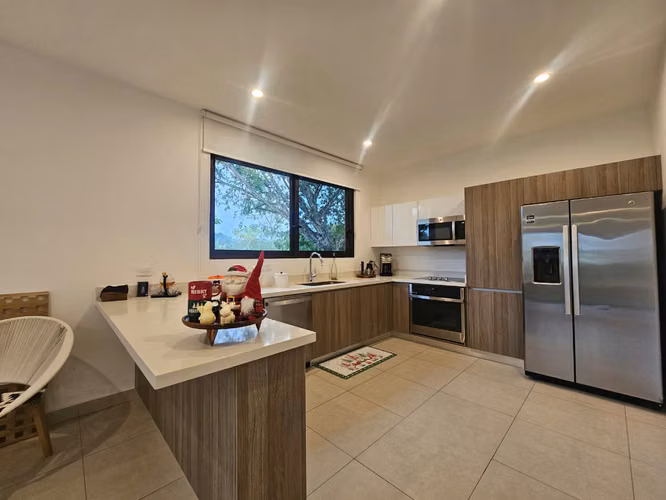 Casa Espinal – Vida Moderna de Lujo en Hacienda Espinal