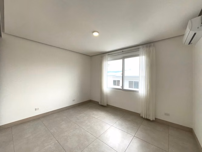 ALQUILER DE CASA EN GUACHIPELIN 3-10 CON LINEA BLANCA