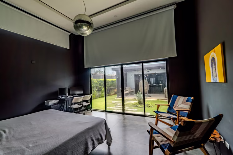 Casa Contemporánea de Una Planta en Venta en Hacienda Los Reyes, Condominio Madero Negro - Imagen 8