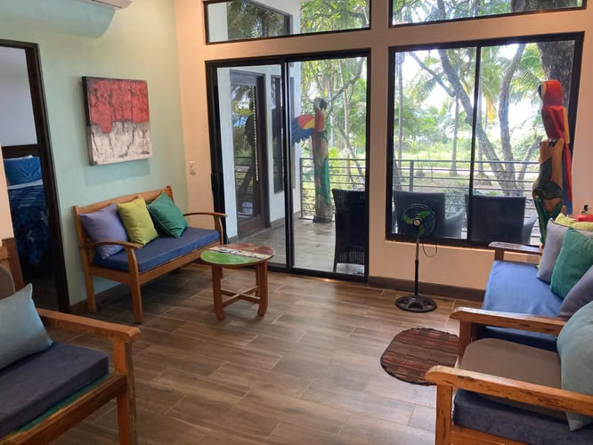 Venta de Casa frente al mar en Playa Palo Seco de Parrita - Imagen 14
