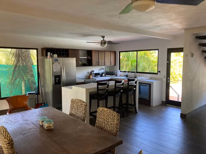 Venta de Casa frente al mar en Playa Palo Seco de Parrita - Imagen 3