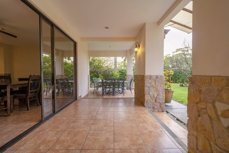 Casa de Lujo en Venta en Hacienda Los Reyes