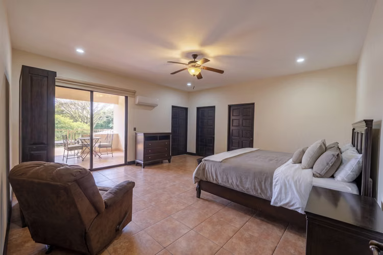 Casa de Lujo en Venta en Hacienda Los Reyes