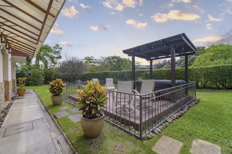 Casa de Lujo en Venta en Hacienda Los Reyes