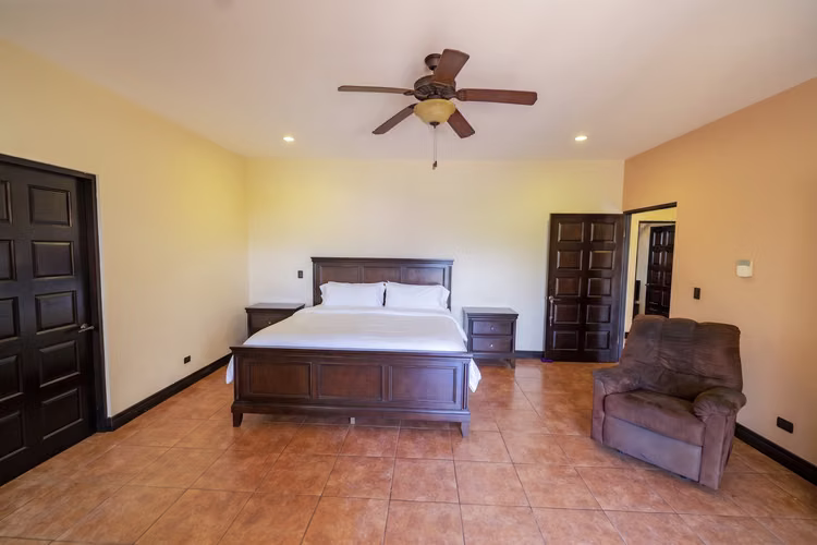 Casa de Lujo en Venta en Hacienda Los Reyes