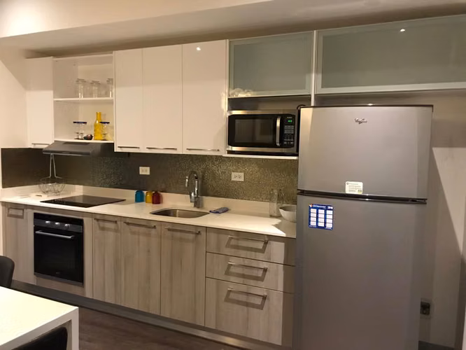 ALQUILER DE APARTAMENTO EN CONDO AMUEBLADO, SANTA ANA - Imagen 7
