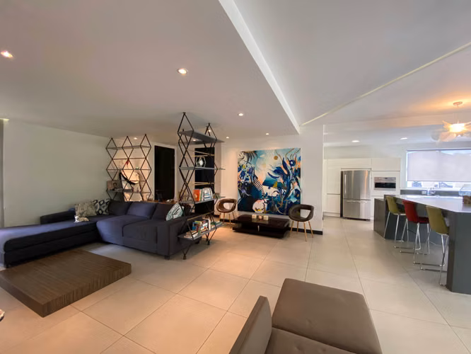 VENTA DE APARTAMENTO EN PIEDADES CON JARDIN