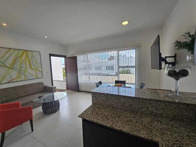 Por Plaza Real Cariari y Z. francas, full amueblado, muy lindo-fino, 2 hab, A/C, 2 baños, amenidad. - Imagen 4