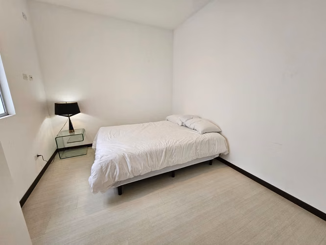 Por Plaza Real Cariari y Z. francas, full amueblado, muy lindo-fino, 2 hab, A/C, 2 baños, amenidad. - Imagen 13