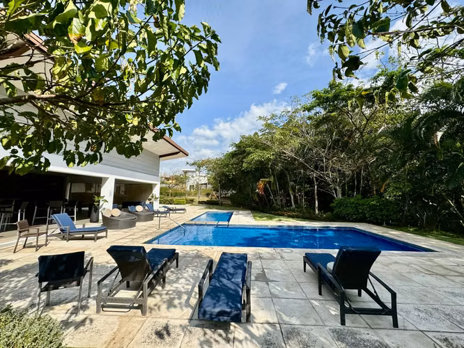 VENTA DE ESPECTACULAR APARTAMENTO REMODELADO EN DISTRITO 4