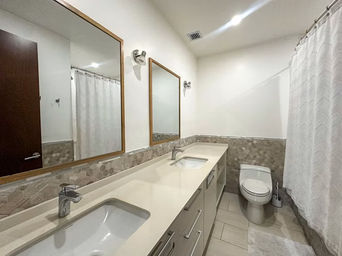 VENTA DE ESPECTACULAR APARTAMENTO REMODELADO EN DISTRITO 4