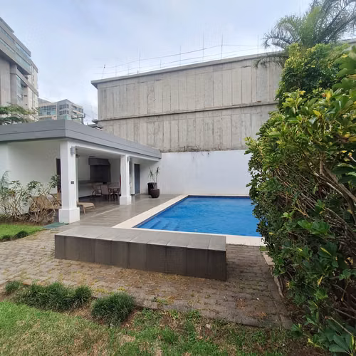 Alquiler apartamento amoblado y servicios Trejos Montealegre - Escazú RH