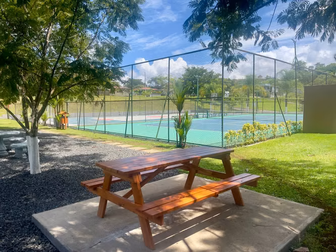 Alquiler Habitación en Condominio en Grecia - Alajuela