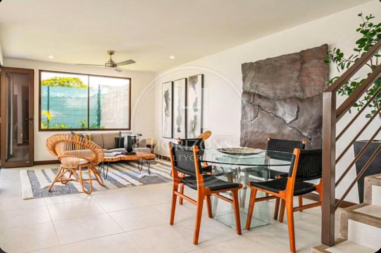 Preventa de Casas de Lujo en Condominio Parques del Sol Santa Ana noj1070