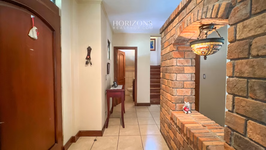Casa en Condominio Hacienda Gregal Curridabat de 4 Habitaciones  nja1130