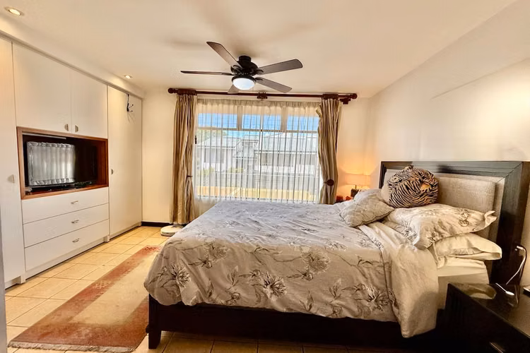 Se Alquila casa en condominio con 3 habitaciones, Belén. - Imagen 14