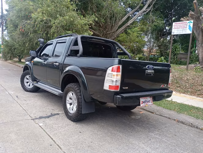 FORD RANGER XLT TDi 2011