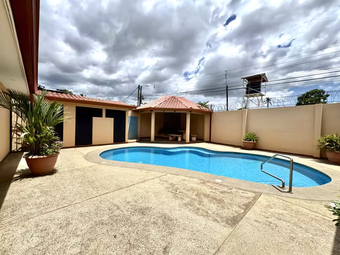 Casita con Encanto en el Corazón de Playas del Coco, Guanacaste