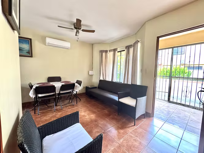 Casita con Encanto en el Corazón de Playas del Coco, Guanacaste