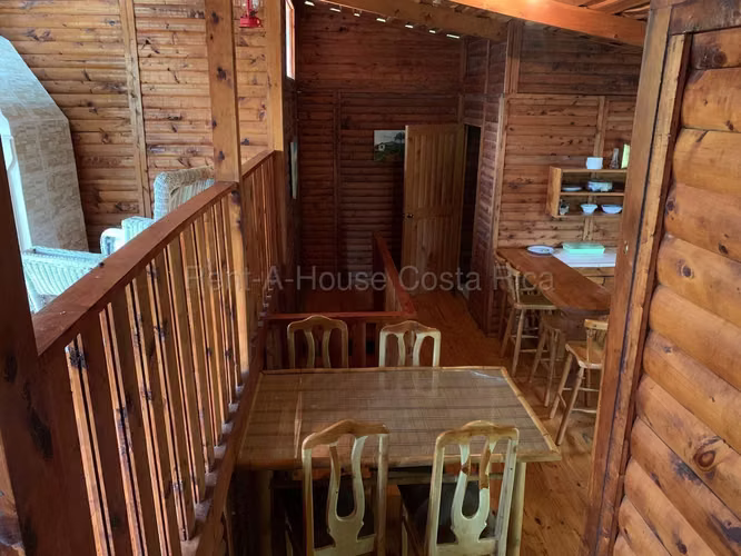 Venta de Casa Tipo Cabaña en El Guarco Palo Verde Cartago