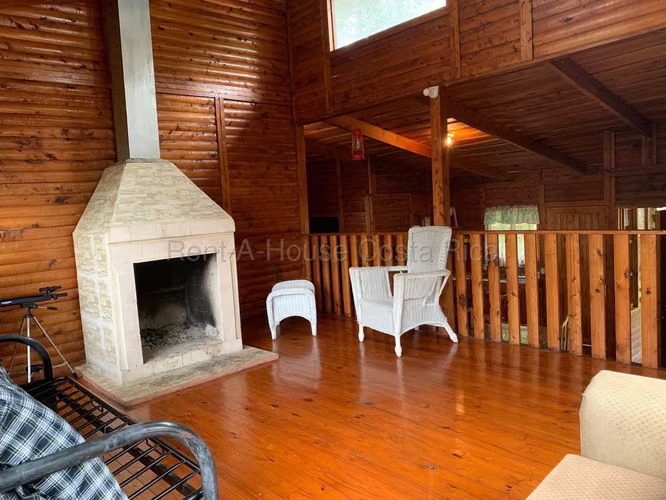 Venta de Casa Tipo Cabaña en El Guarco Palo Verde Cartago