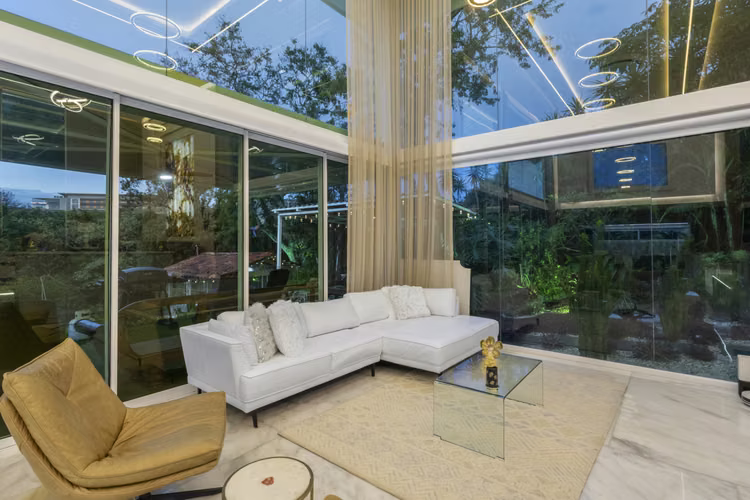 Se Vende casa de lujo en Escazú, Laureles