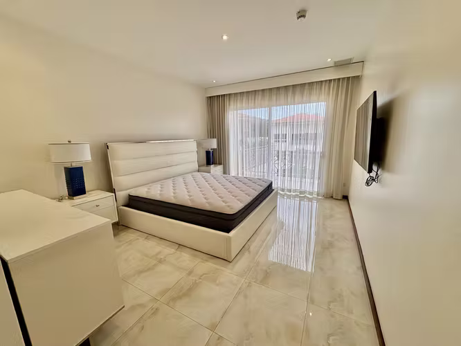ESCAZU! AMPLIO APARTAMENTO AMOBLADO DE 3 HAB/2.5 ABÑOS/2PARQUEOS - Imagen 10