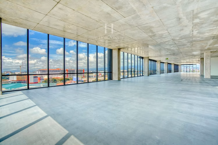 Se Alquila Estrene Oficina San Pedro Business Center 445m² 13 Parqueos HCR41 - Imagen 11