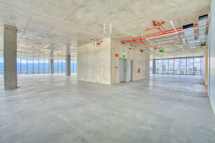 Se Alquila Estrene Oficina San Pedro Business Center 445m² 13 Parqueos HCR41 - Imagen 10