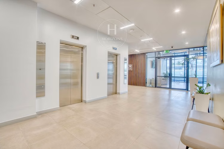 Se Alquila Estrene Oficina San Pedro Business Center 445m² 13 Parqueos HCR41 - Imagen 12