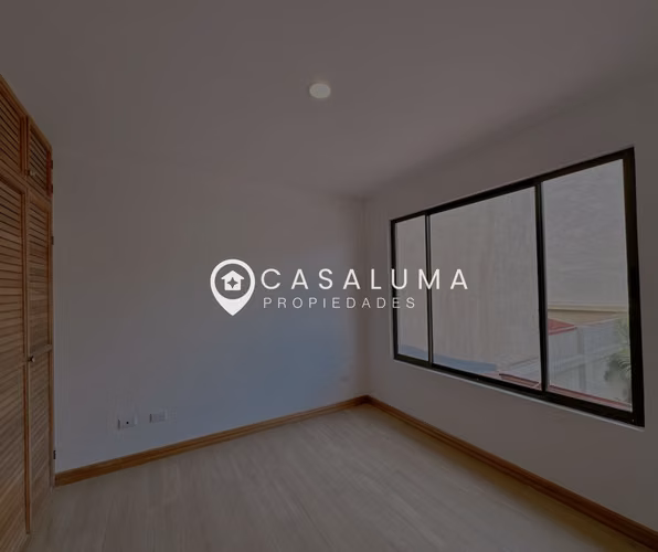 Oportunidad - Venta de casa en Santa Ana